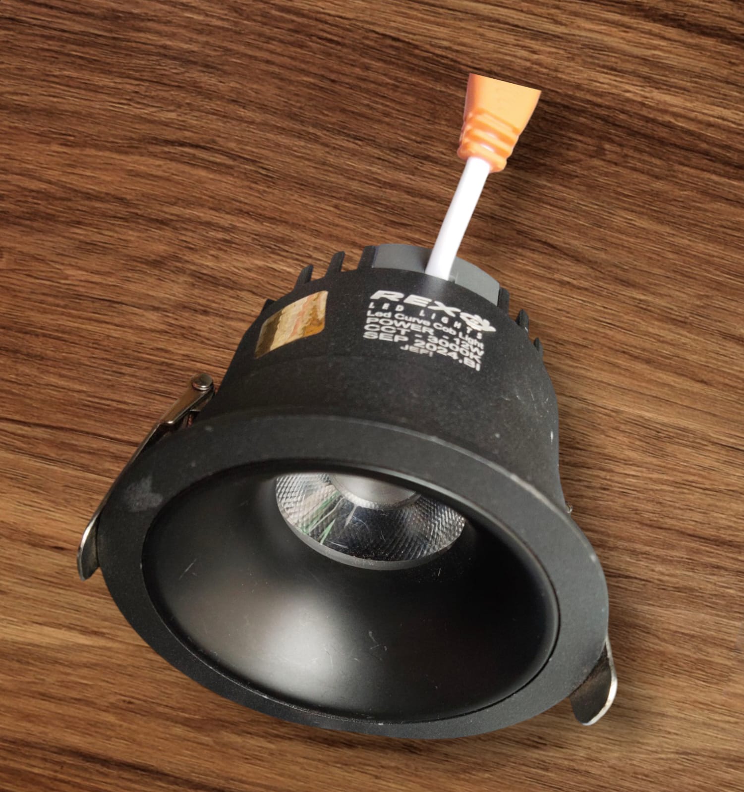 CURVE COB RECESS (WHITE BODY & BLACK BODY) REFACTER COLOUR SHINE BLACK & MATT BLACK & ROSE GOLD & SILVER) 7W,12W, 18W,24W